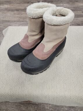 POLAR EDGE THERMOLITE SNOW BOOTS WOMENS SZ 9  0162